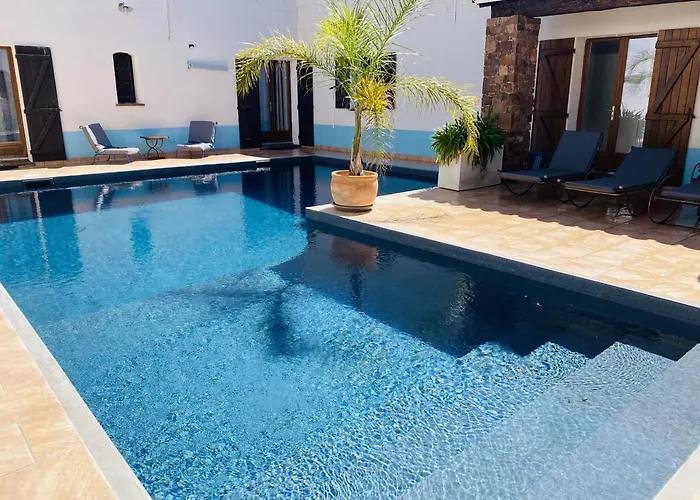Le Patio Bleu