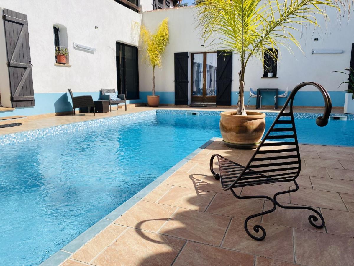 Сasa de vacaciones Le Patio Bleu La Crau