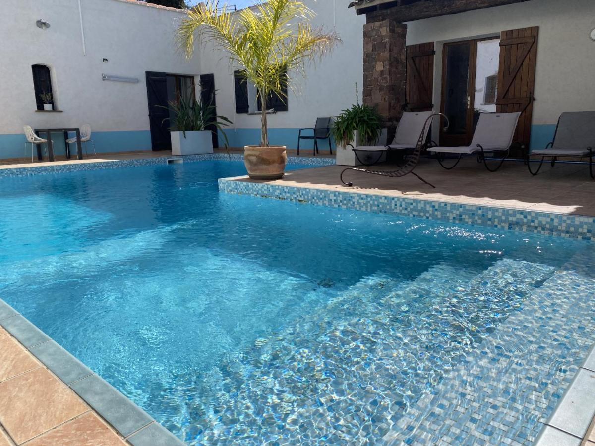 Le Patio Bleu *