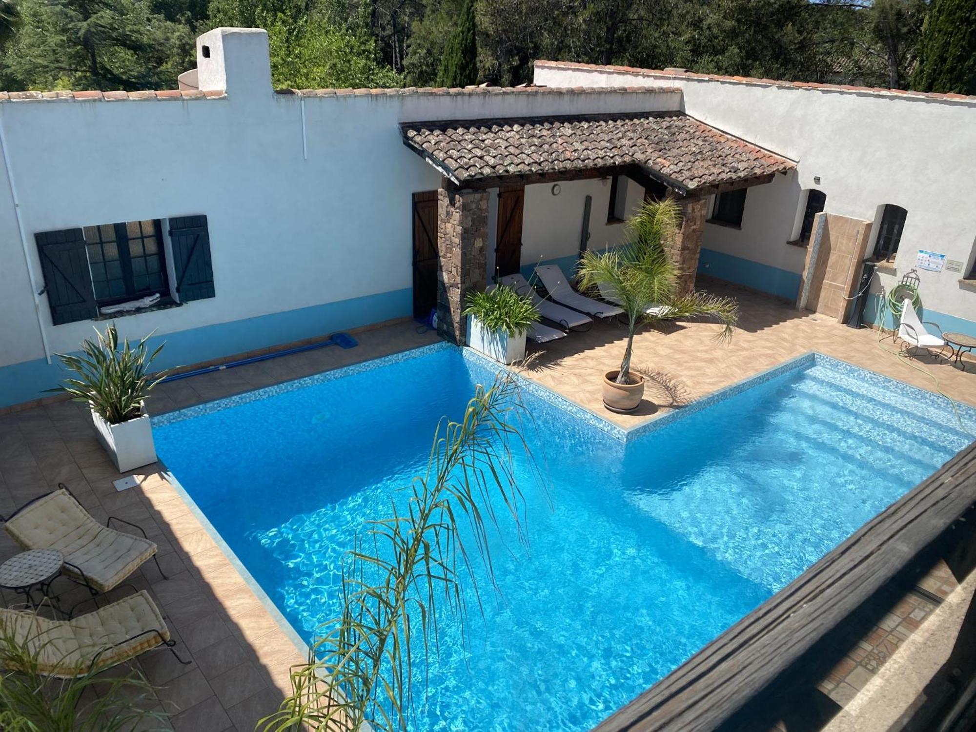 Le Patio Bleu *