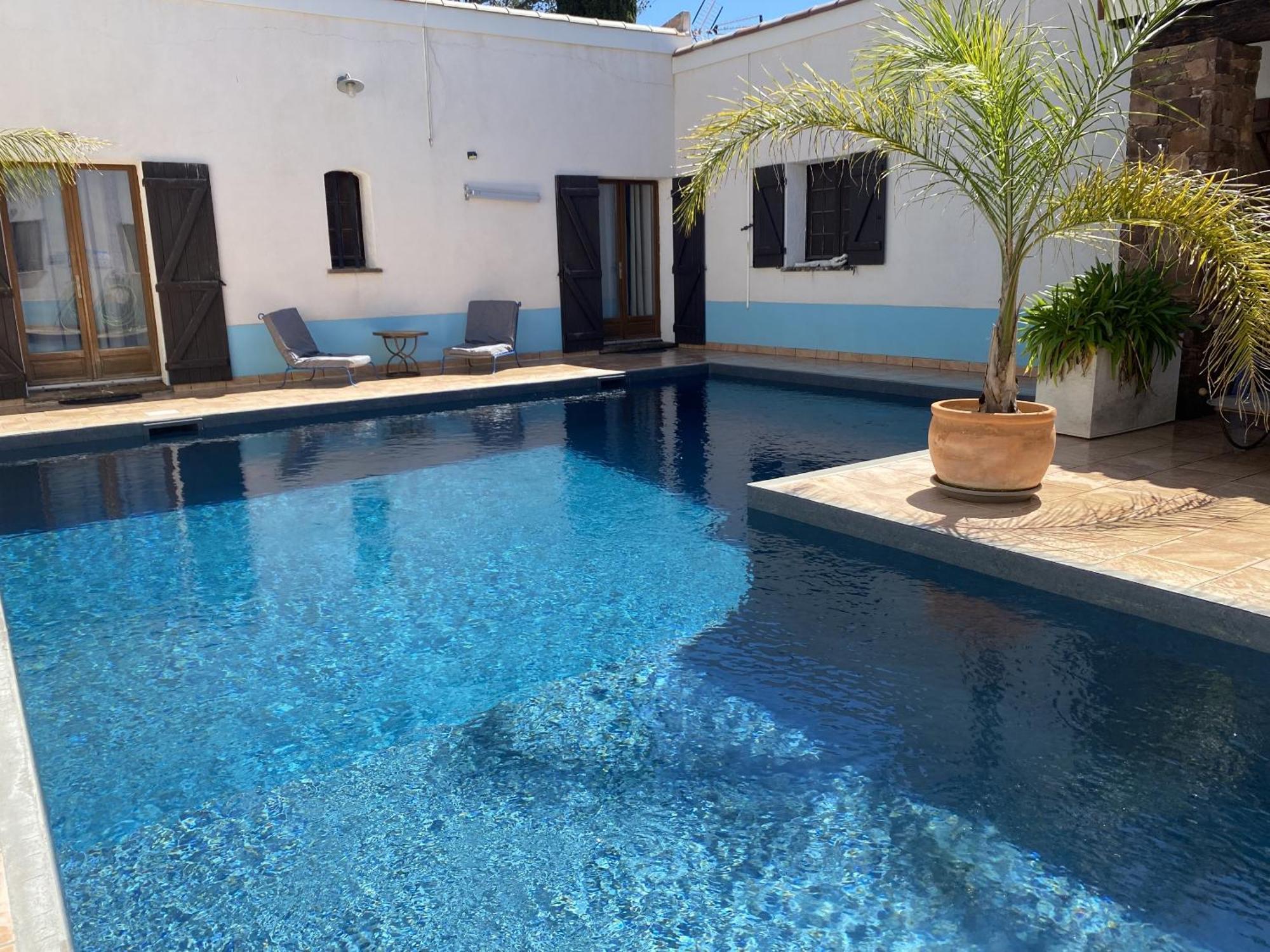 Le Patio Bleu